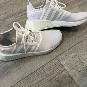 Ladies Adidas Originaks NMD_R1